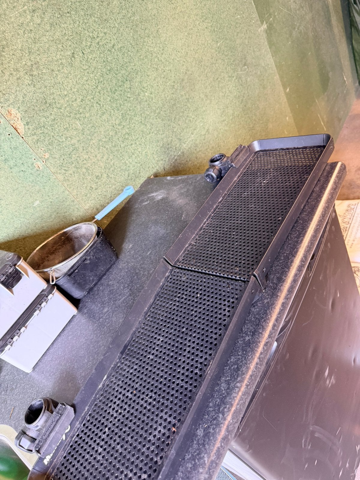 Matrix side tray, Ophalen