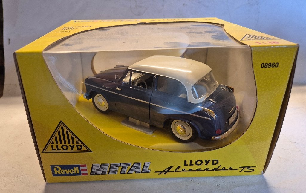 LLoyd Alexander 75 modelauto 1 op 18 in orginele verpakking, Hobby en Vrije tijd, Ophalen of Verzenden, Zo goed als nieuw, Auto