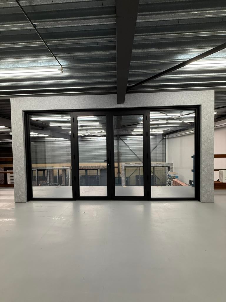 Openslaande deur 4500x2400 Tuindeuren Dubbeledeur, Doe-het-zelf en Verbouw, Kozijnen en Schuifpuien, Nieuw, Schuifpui, Aluminium