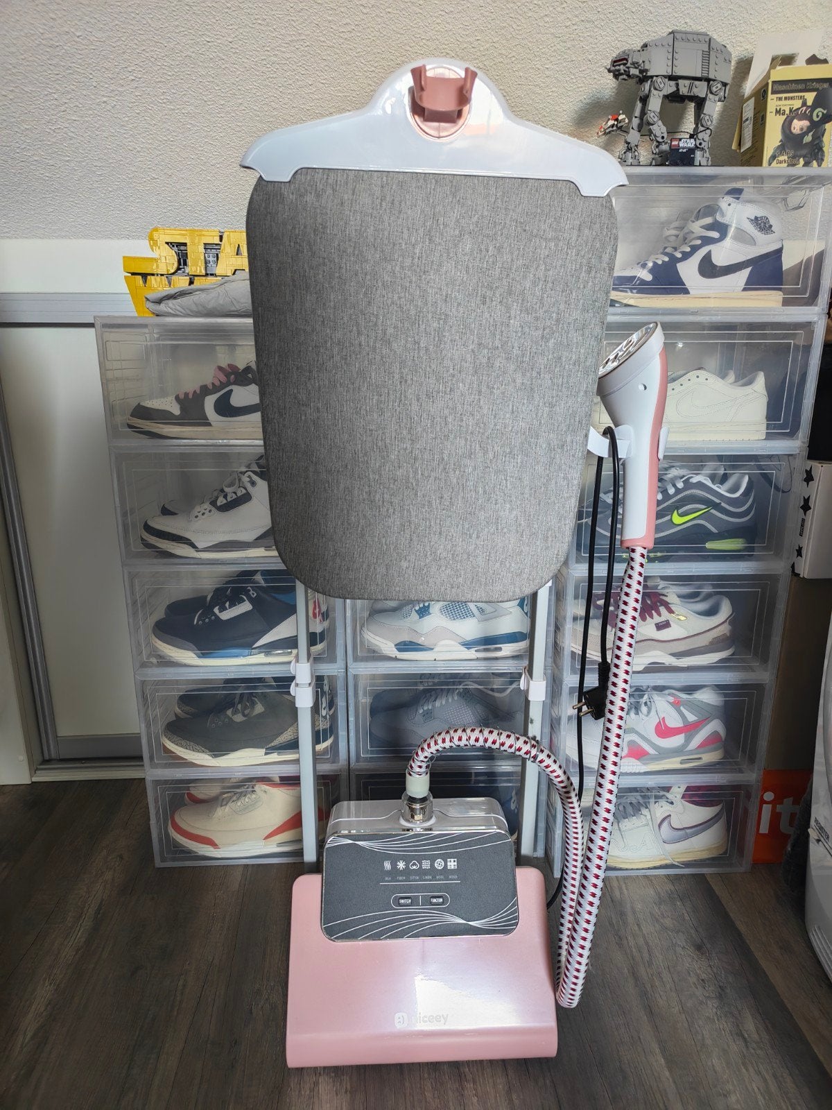 Kledingstomer met strijkplank - Roze/Grijs, Witgoed en Apparatuur, Strijkijzers en Strijkplanken, Ophalen, Zo goed als nieuw, Strijkijzer met snoer