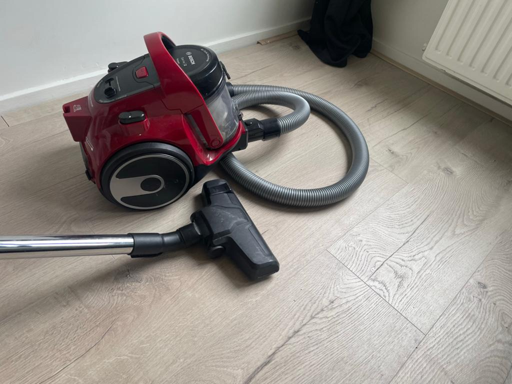 Bosch stofzuiger voor onderdelen of reparatie, Ophalen, Bosch, Niet werkend, Sledestofzuiger