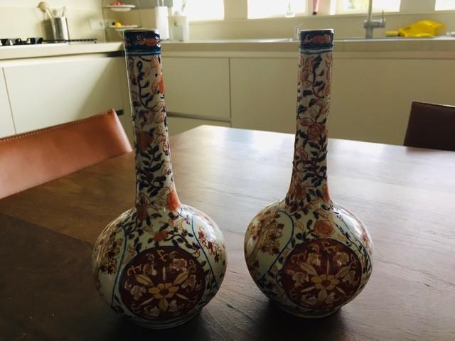 imari vaasjes, Ophalen