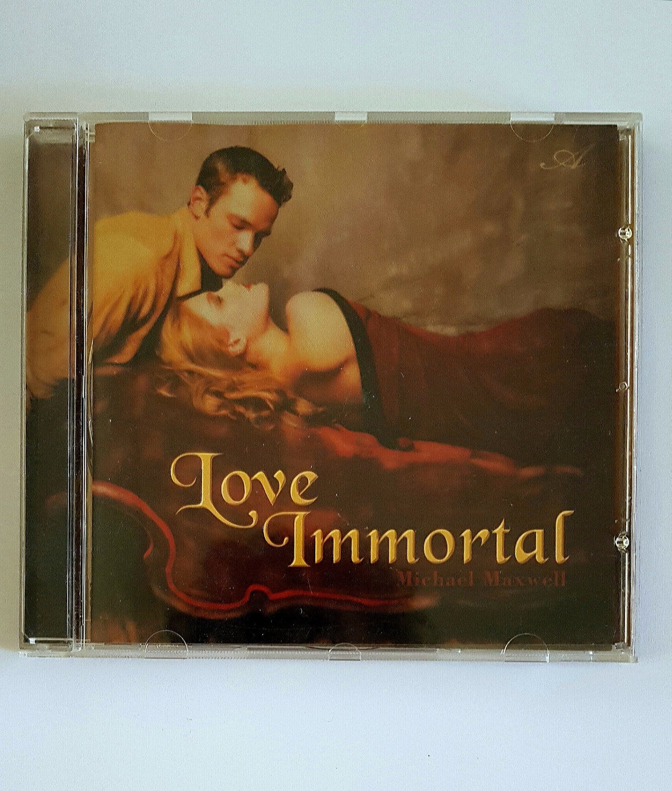 Love Immortal - Michael Maxwell - CD, Cd's en Dvd's, Cd's | Meditatie en Spiritualiteit, Ophalen of Verzenden, Zo goed als nieuw
