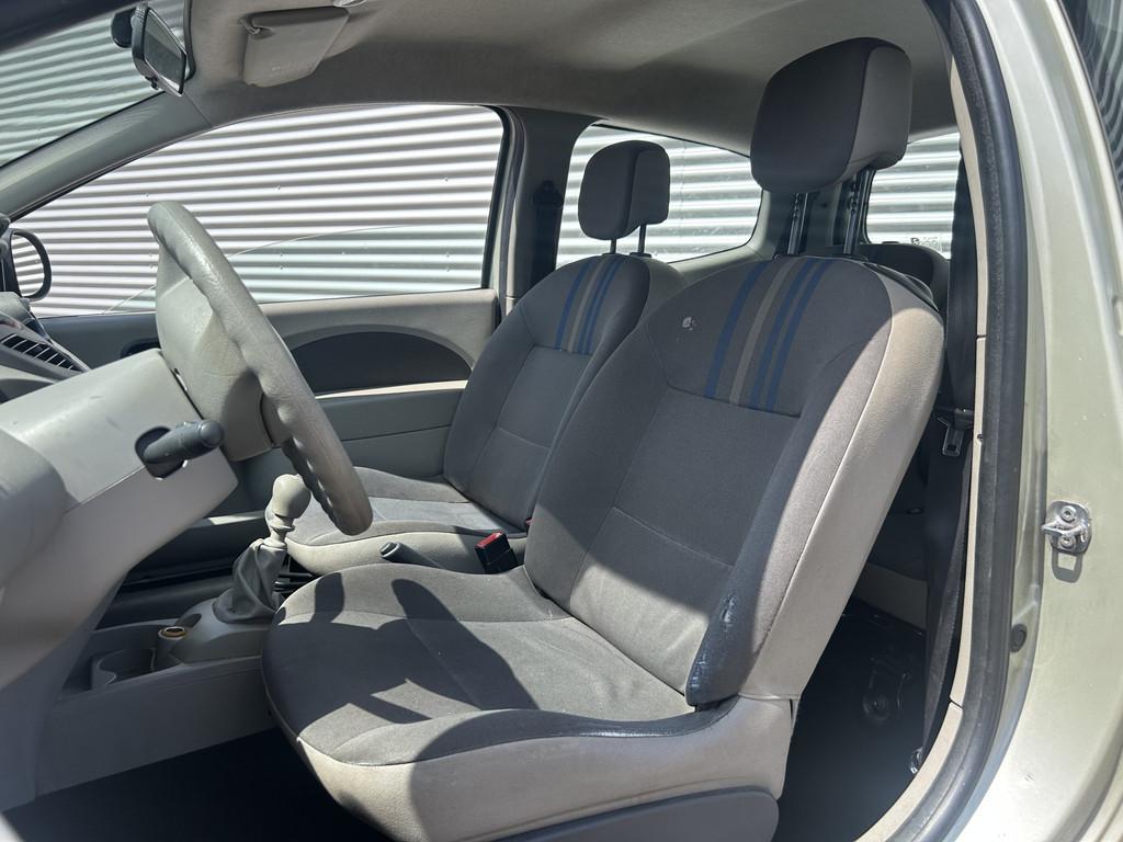 Renault Twingo 1.2-16V Dynamique | Nieuw Binnen | Zo Mee | A, Voorwielaandrijving, Gebruikt, 4 cilinders, Bedrijf