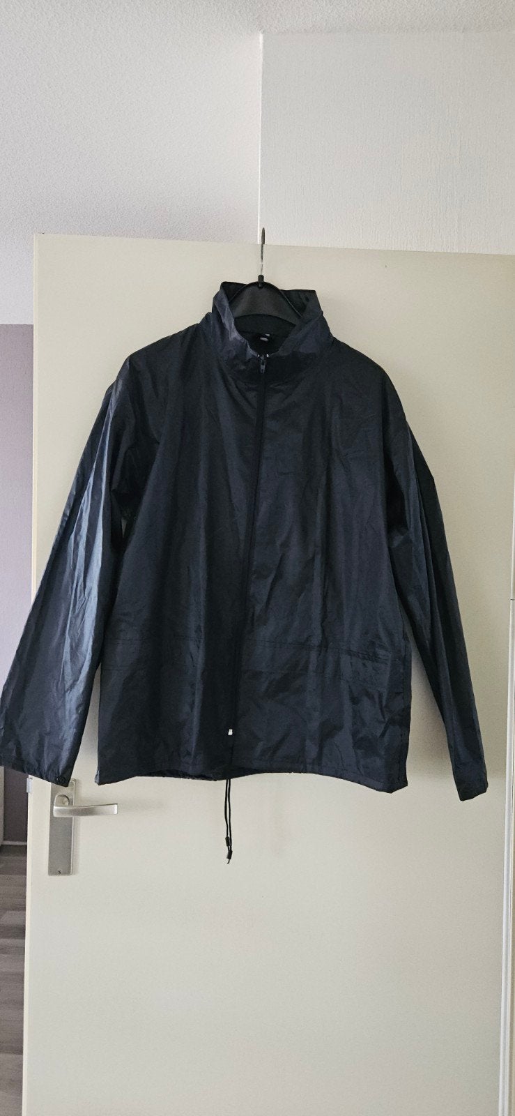 Donkerblauwe regenjas met capuchon, Ophalen of Verzenden, Gebruikt, Regenjas, Heren