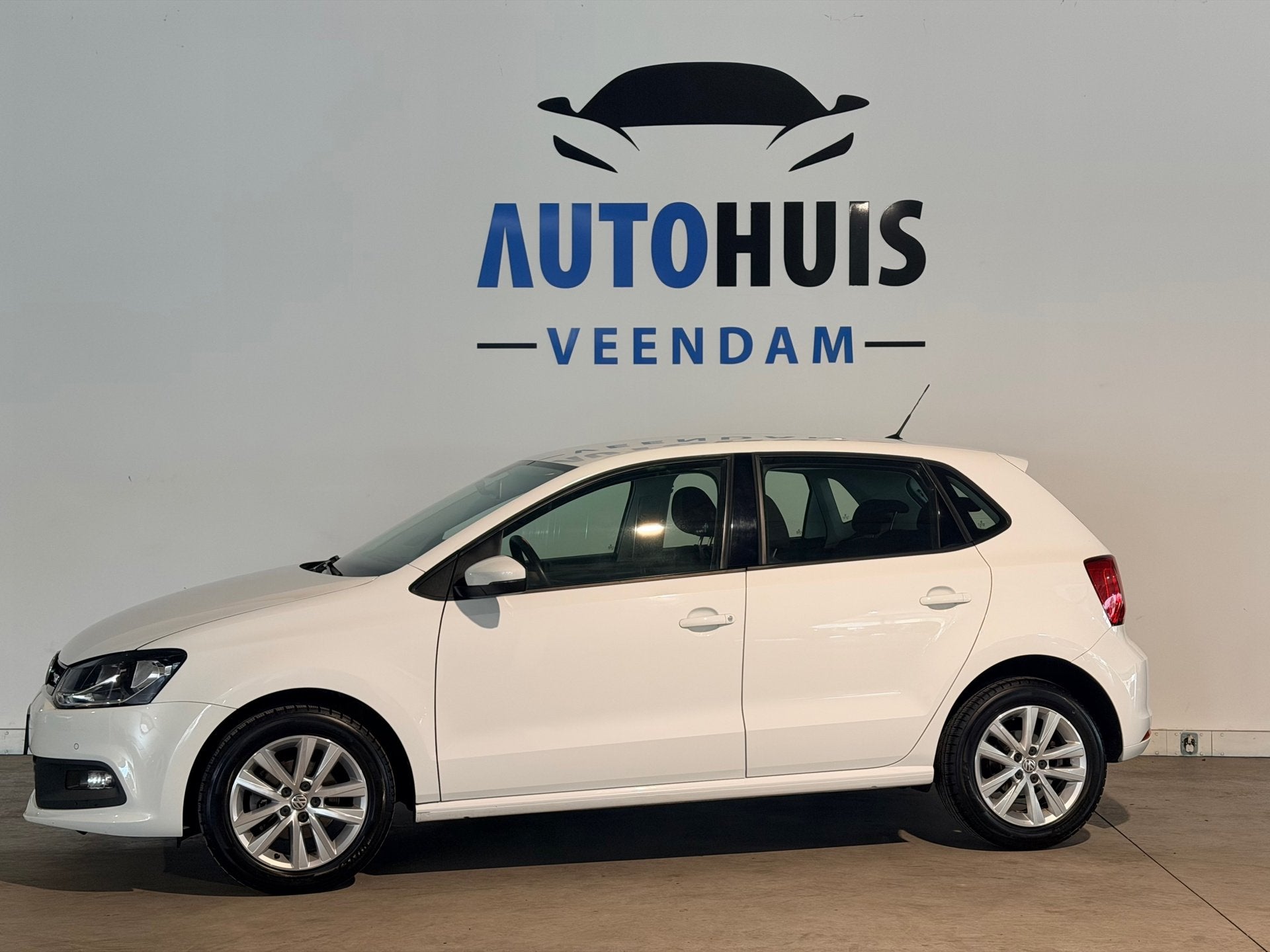 Volkswagen Polo 1.2 TSI Highline Alle Inruil Mogelijk!, Stof, Euro 6, 4 cilinders, Wit