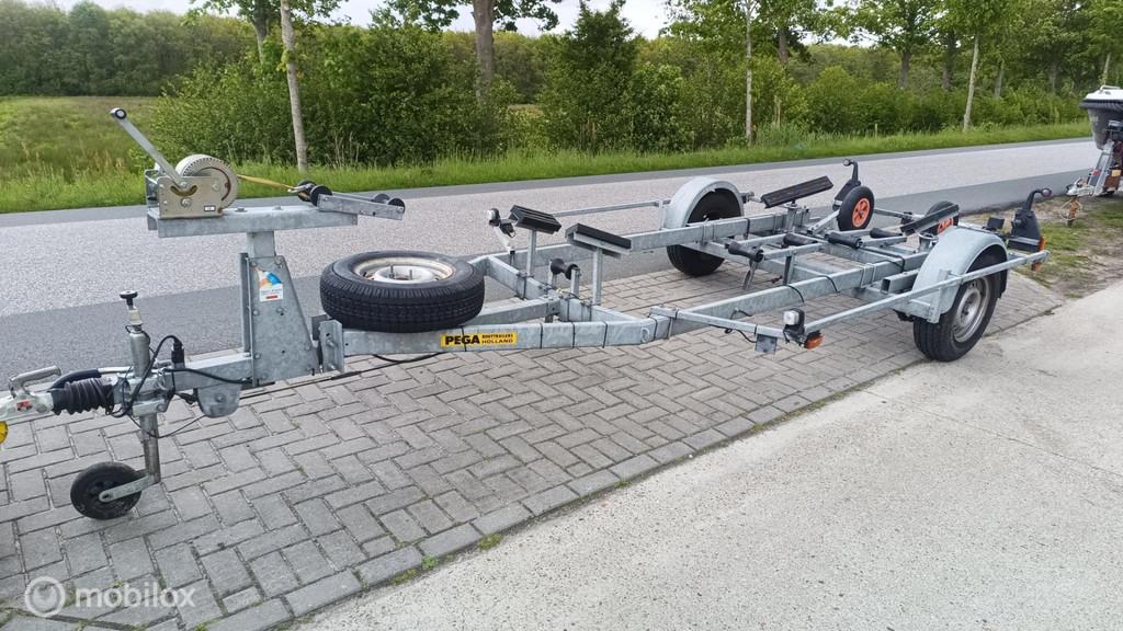 PEGA Boottrailer 1350 kg Geremd – Zeer Nette Staat!, Watersport en Boten, Boottrailers, Gebruikt, Overige typen, Pega, Pega