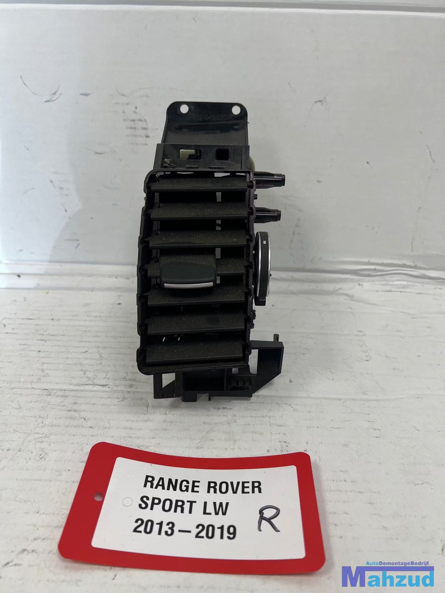 RANGE ROVER SPORT LW L494 links luchtrooster 2013-2019 DK920, Abbey Road, Whitley 1
CV3 4LF  Coventry, Jaguar Land Rover Limited