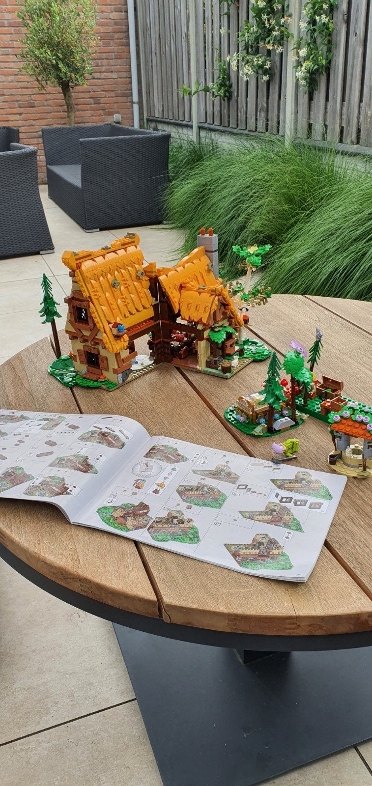 Sneeuwwitje en de zeven dwergen (Lego compatible), Ophalen