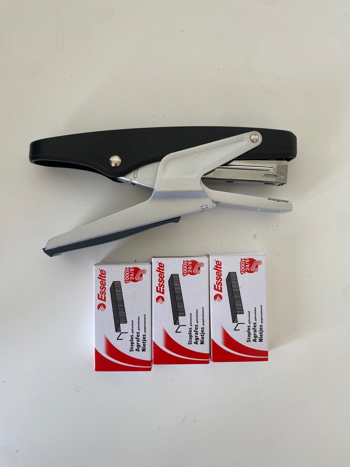 Stapler + 3 full boxes of staples, Ophalen, Nieuw