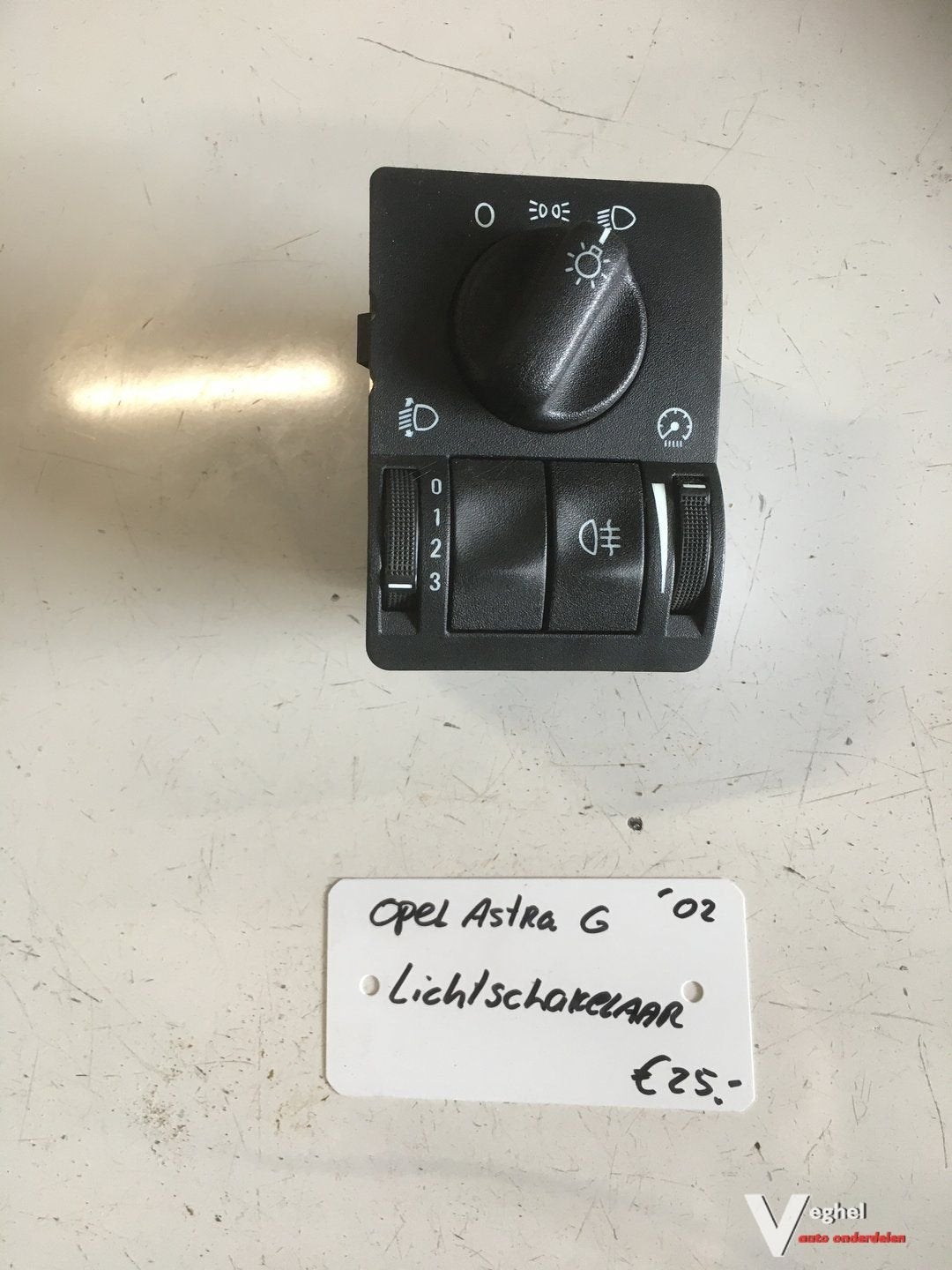 Opel Astra G 2002 1.6 8 v Lichtschakelaar