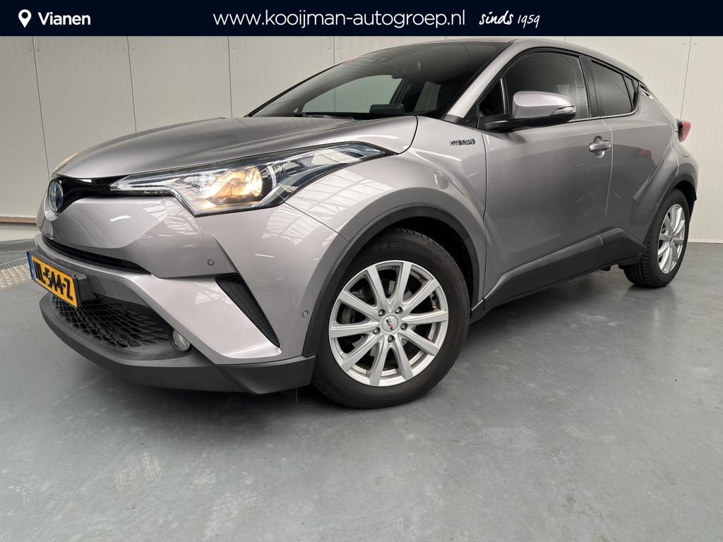 Toyota C-HR 1.8 Hybrid Executive STOELVERWARMING, KEYLESS EN, Euro 6, 4 cilinders, Adaptive Cruise Control, Leder en Stof