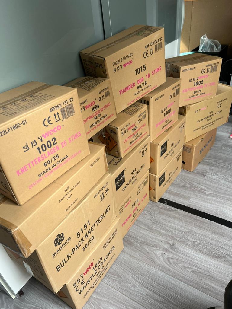 Partij kinder vuurwerk, Ophalen