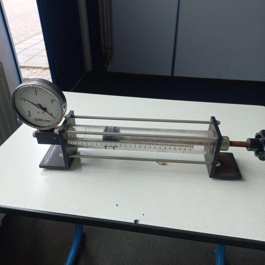 Manometer met cilinder voor drukmetingen, Ophalen of Verzenden