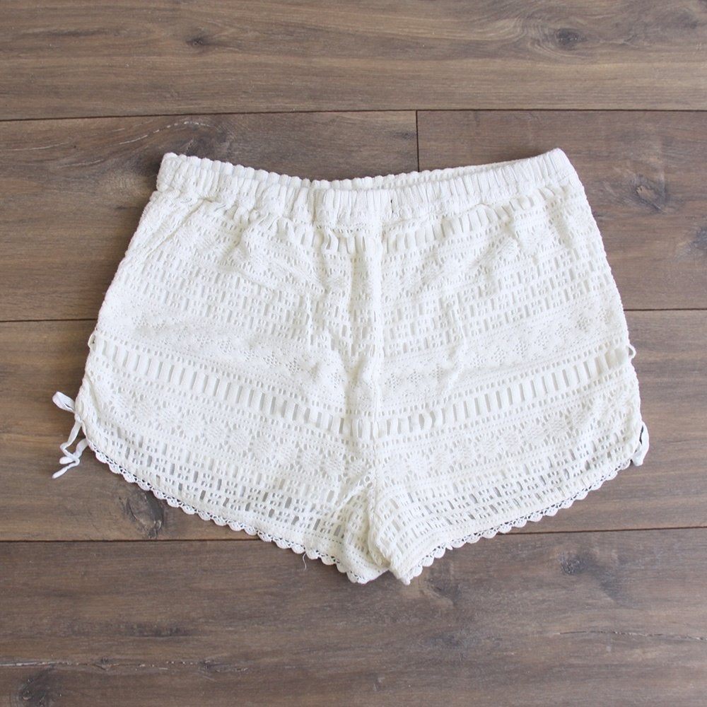 Mooi Kendall & Kylie Broekje - 88 (M) € 20,-, Maat 38/40 (M), Kort, Wit, Kendall & Kylie