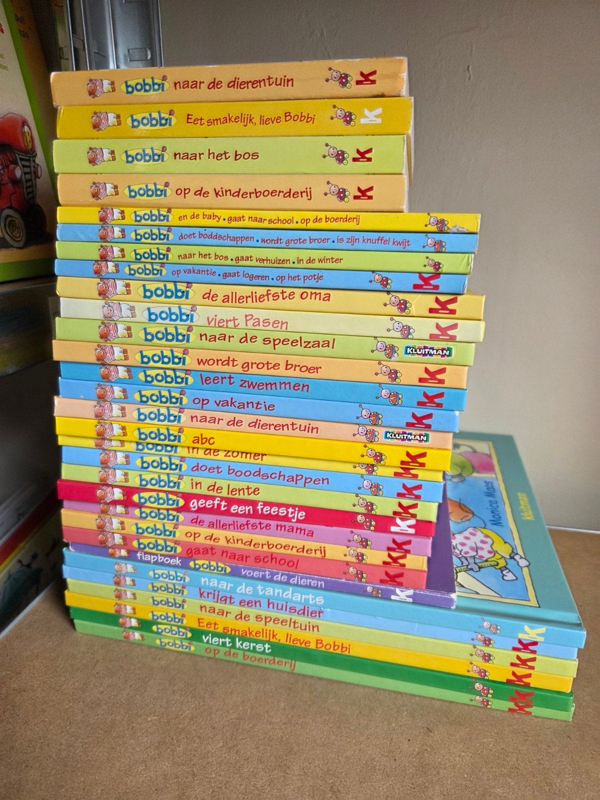 Bobbi - 30x boeken, Ophalen of Verzenden, Zo goed als nieuw, 2 tot 3 jaar