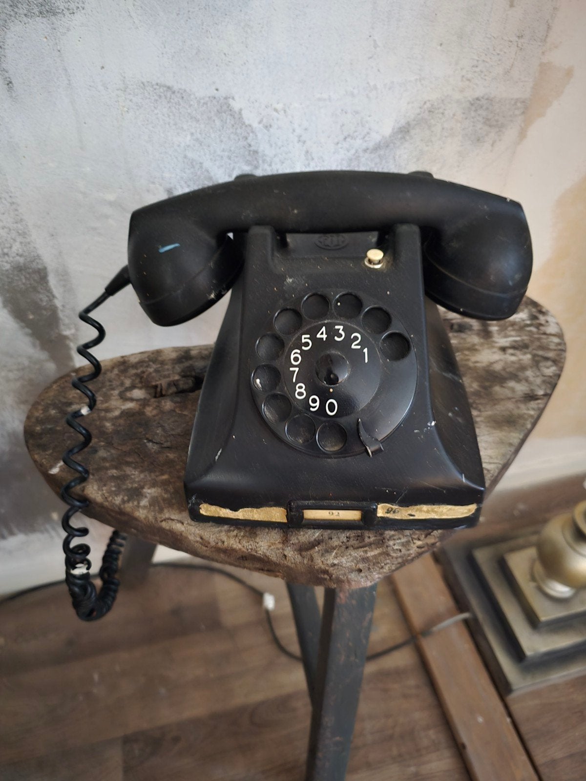 Oude antieke bakeliet telefoon met draaischijf, Ophalen of Verzenden