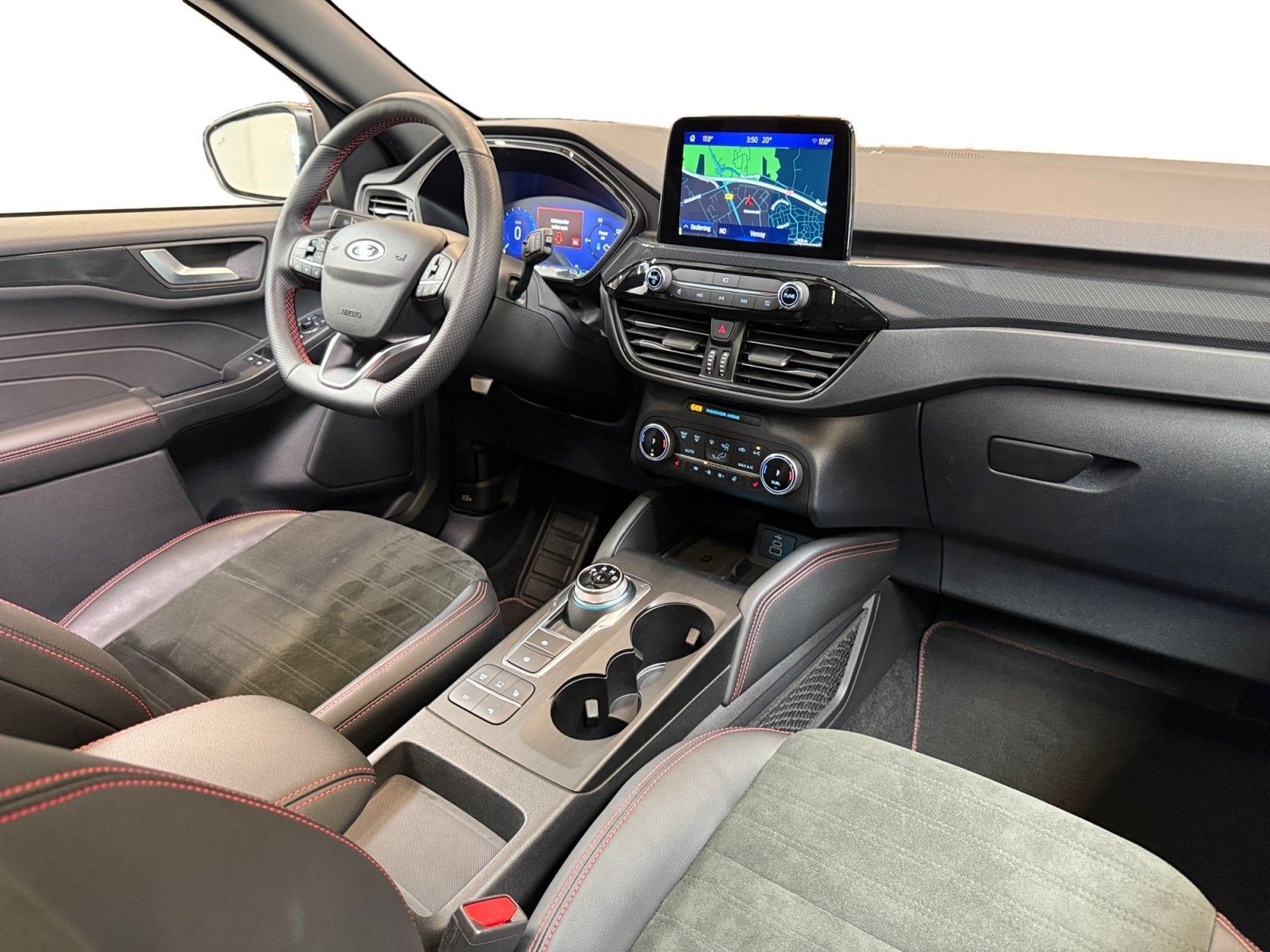 Ford Kuga 2.5 PHEV ST-Line X I Panoramadak I Winterpakket I, Automaat, Gebruikt, 4 cilinders, Zwart