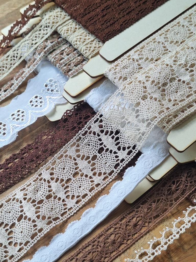 Prachtig kant en broderie pakket, vintage 9 soorten, Ophalen of Verzenden, Nieuw, Kant