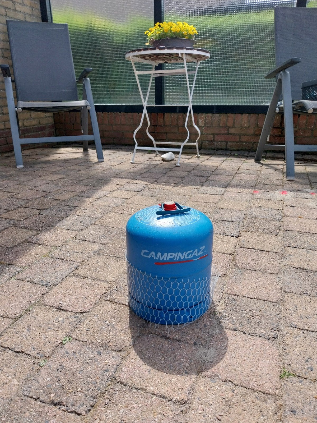 Camping  gas fles, Ophalen of Verzenden