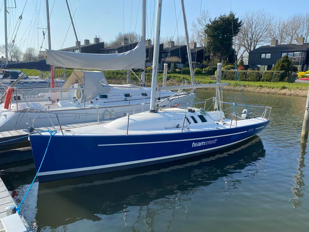 Helmsman751 One Design te koop, Watersport en Boten, Ophalen, Gebruikt, Tour-wedstrijdjacht, 6 tot 9 meter