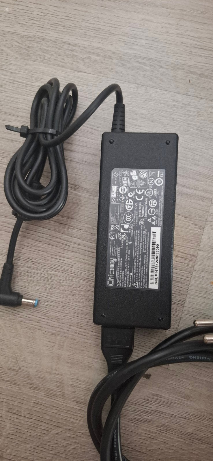 Chicony 90 Watt Laptop Oplader - Zo goed als nieuw, Ophalen of Verzenden, Zo goed als nieuw, Chicony