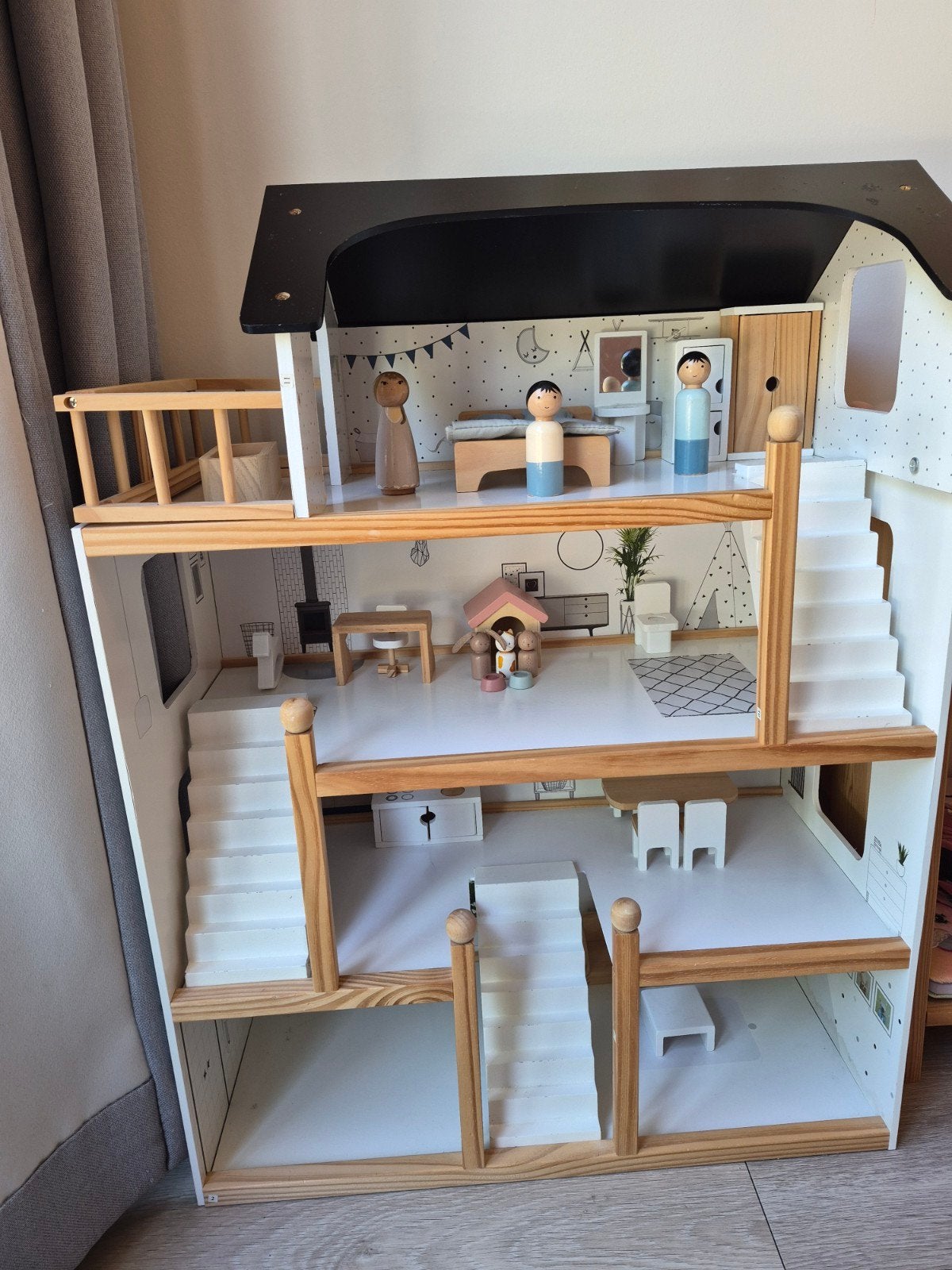 Poppenhuis Petit Amelie met meubels, Ophalen, Gebruikt, Poppenhuis