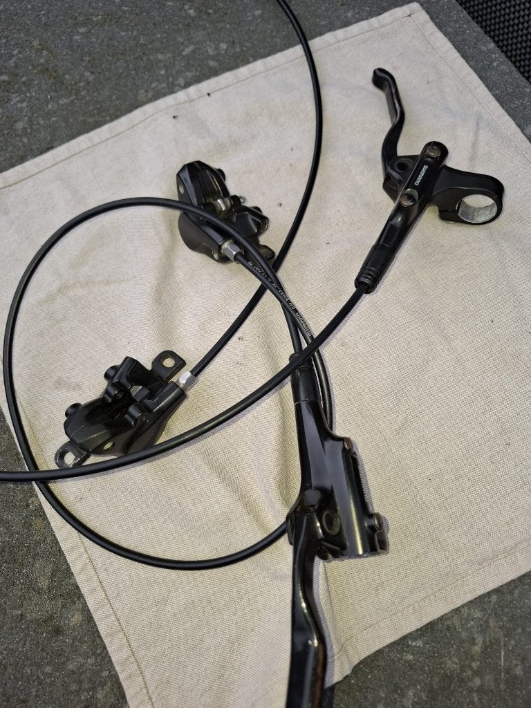 Shimano Set hydraulische remmen MT200, Fietsen en Brommers, Remmen, Gebruikt, Overige materialen, Ophalen of Verzenden