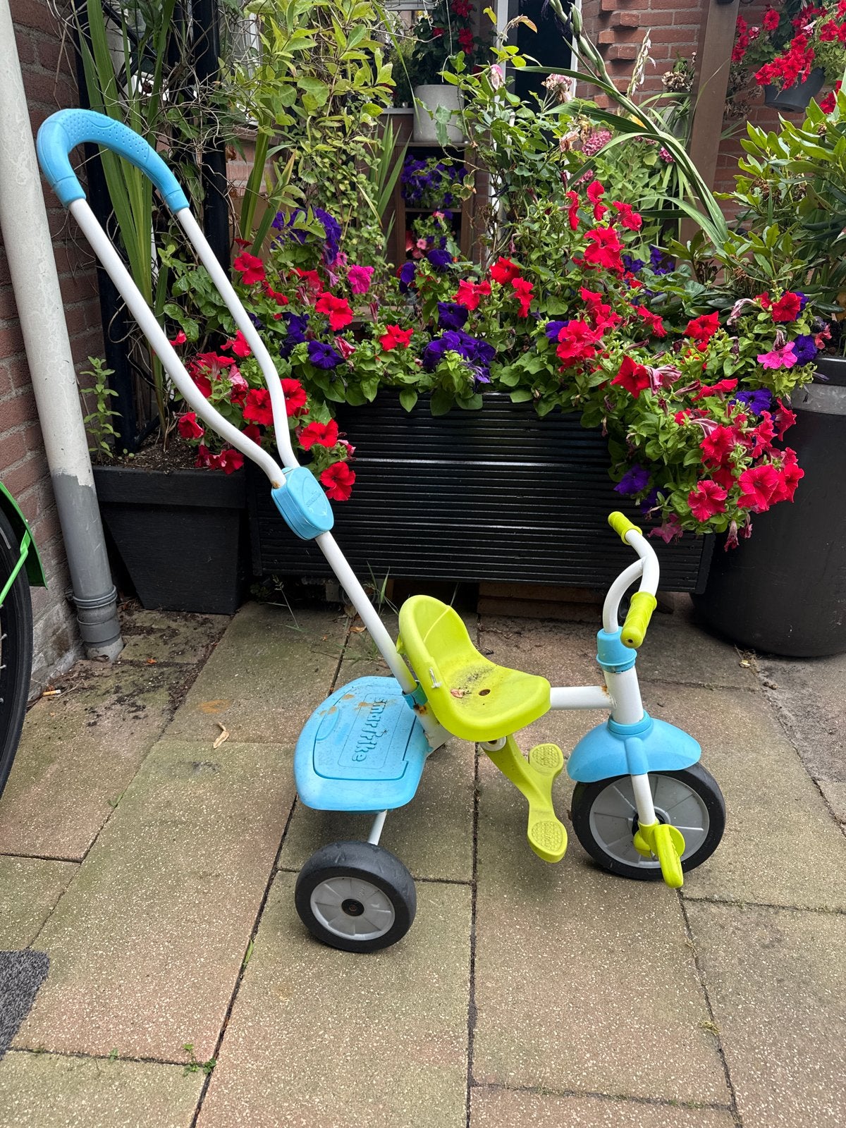 Smartrike driewieler met duwstang - Blauw/Groen, Ophalen, Gebruikt, Velgrem, Duwstang