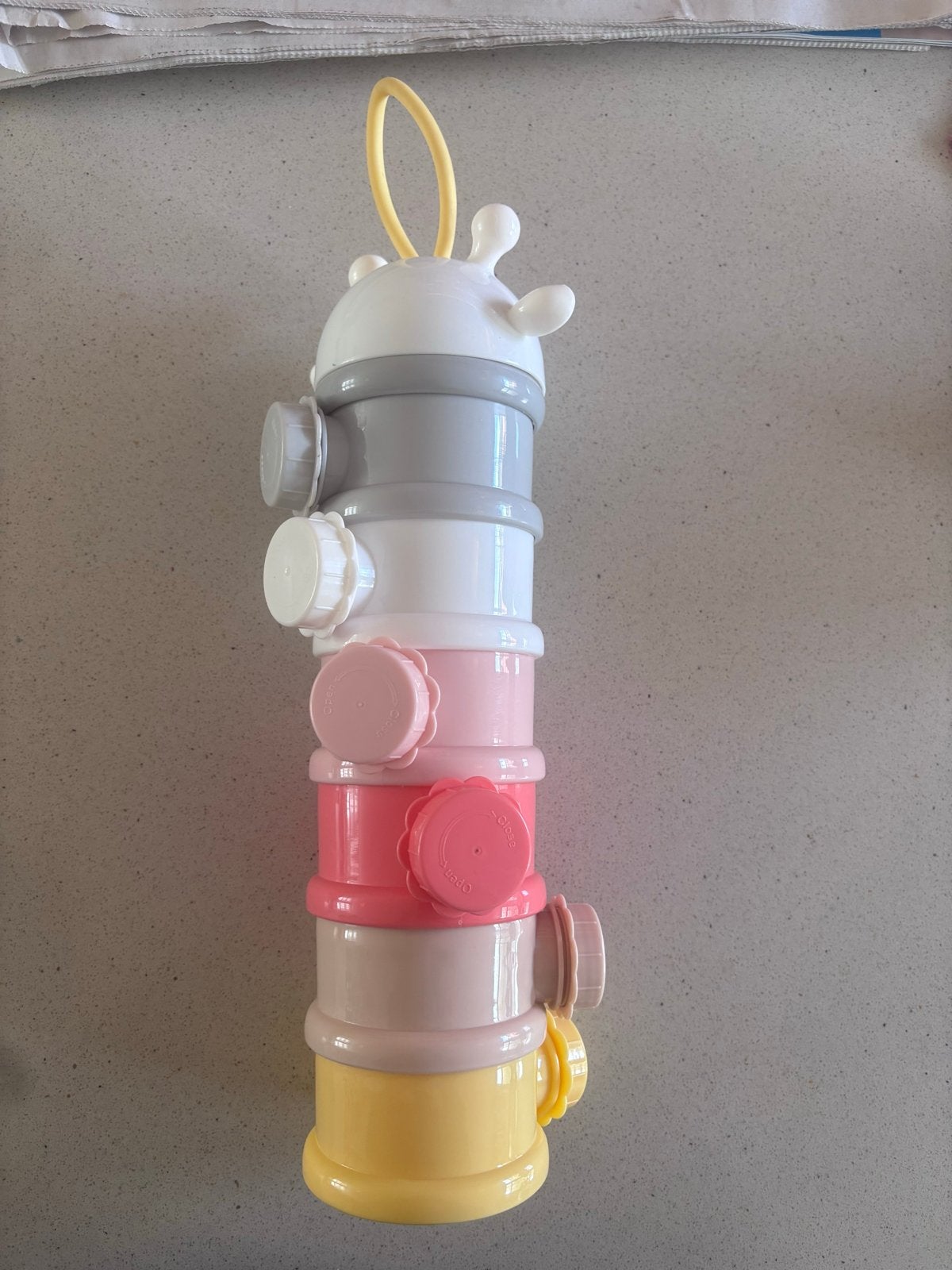 Handige poedertoren met 6 bakjes en draaidoppen, Overige merken, Bewaarbakje, Ophalen of Verzenden, Zo goed als nieuw