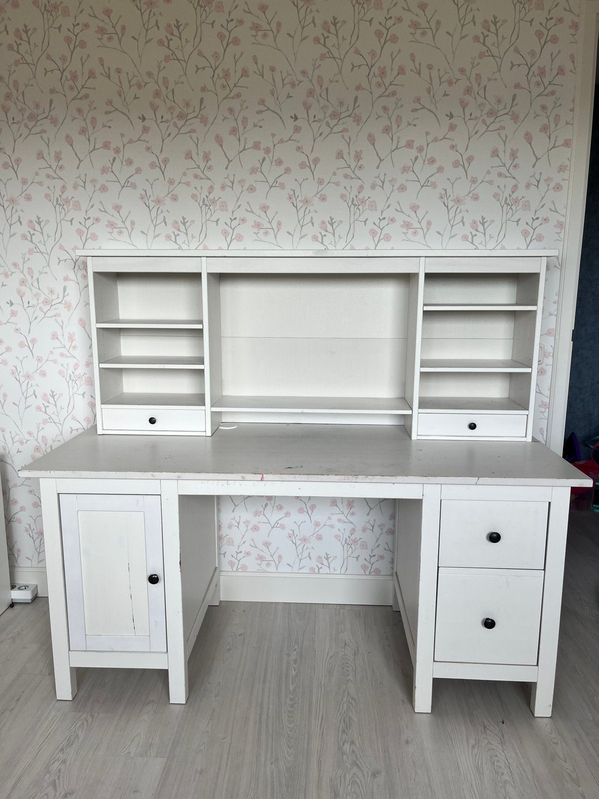 HEMNES bureau, Huis en Inrichting, Ophalen, Gebruikt, Wit, Hout