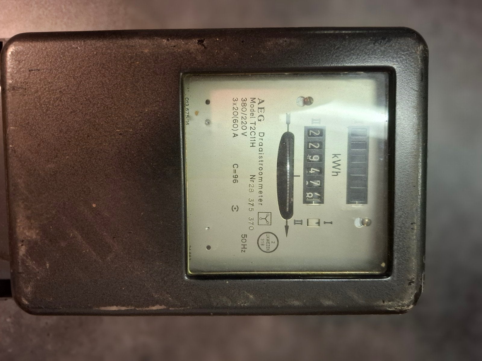 AEG Draaistroommeter - Vintage Energiemeter, Antiek en Kunst, Ophalen of Verzenden