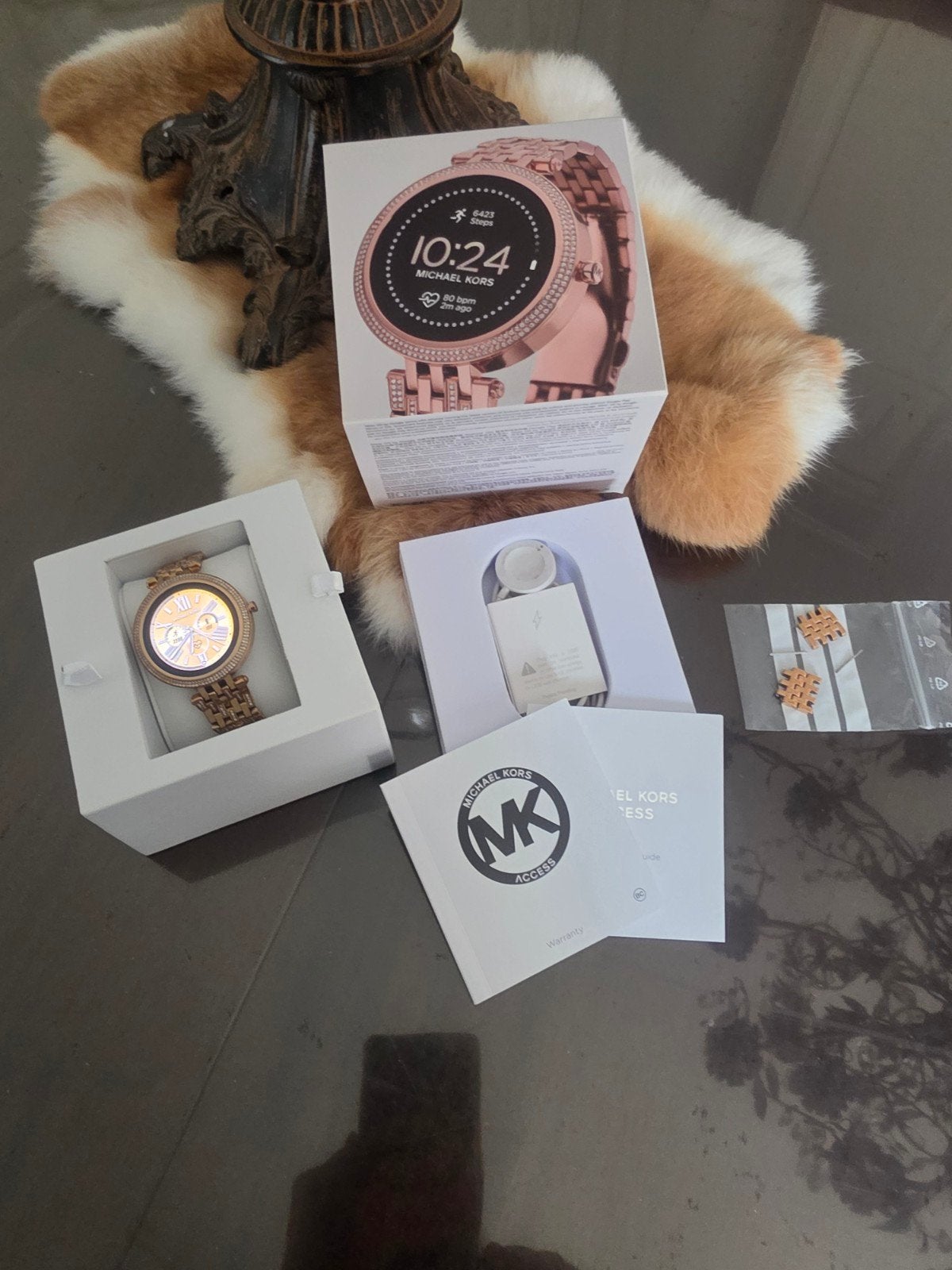 Michael Kors Access Smartwatch - Roségoud, Sieraden, Tassen en Uiterlijk, Gebruikt, Calorieverbanding, Michael Kors, Ophalen of Verzenden
