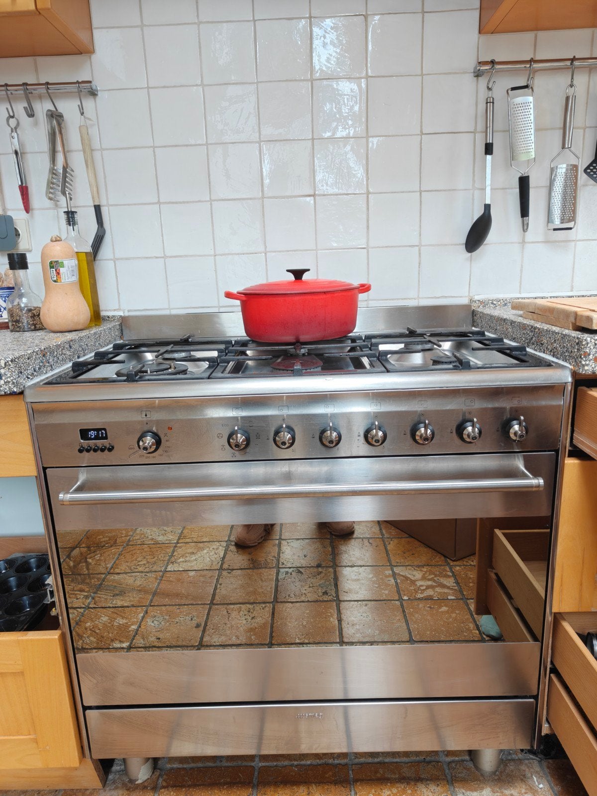 Vrijstaand SMEG 90cm gasfornuis met oven - RVS, Witgoed en Apparatuur, Fornuizen, Ophalen, Gebruikt, Hete lucht, 60 cm of meer