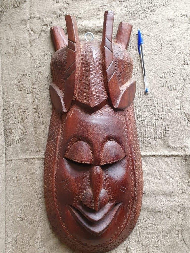 Groot formaat houten masker houtsnijwerk muurdecoratie, Ophalen of Verzenden, Zo goed als nieuw, 56 cm, Afrikaans
