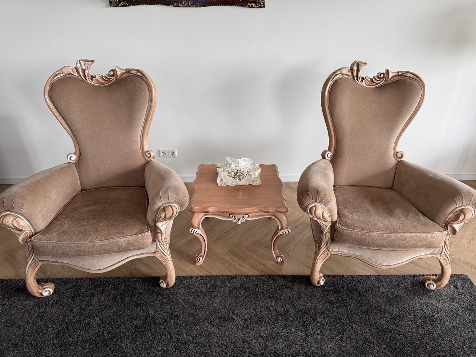 set: 2 fauteuils + 2 stoelen + bijzettafel, Ophalen