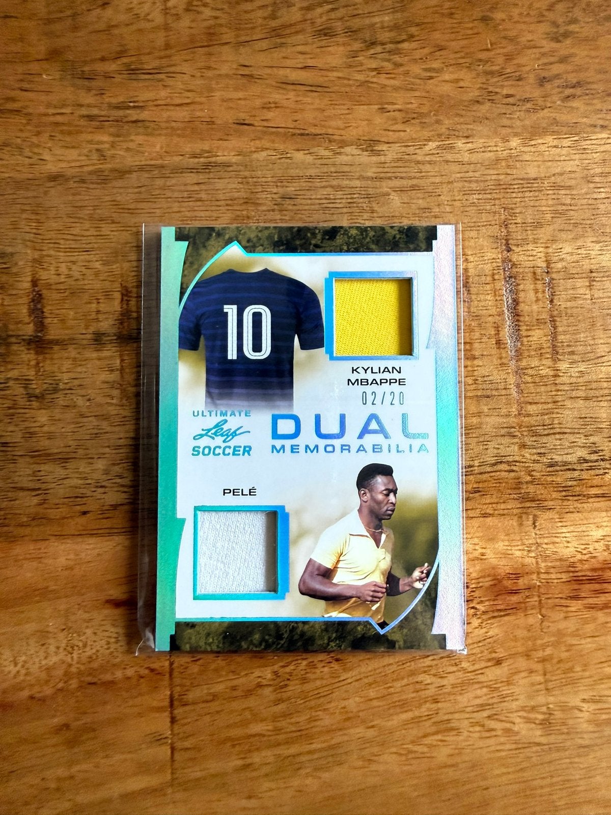 Leaf Soccer Kylian Mbappe & Pele Dual Memorabilia /20, Ophalen of Verzenden, Zo goed als nieuw, Buitenlandse clubs, Poster, Plaatje of Sticker