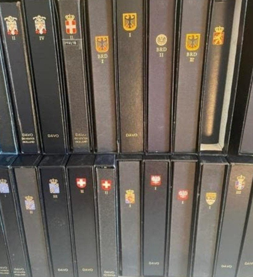 te koop gevraagd  ⛔️postzegels nalatenschap auto vol, Ophalen, Verzamelalbum
