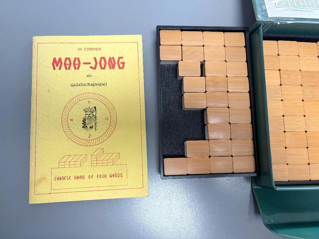 Klassiek Mah-Jong set (Mahjong / Mah-Jongg), Hobby en Vrije tijd, Gezelschapsspellen | Bordspellen, Gebruikt, Ophalen