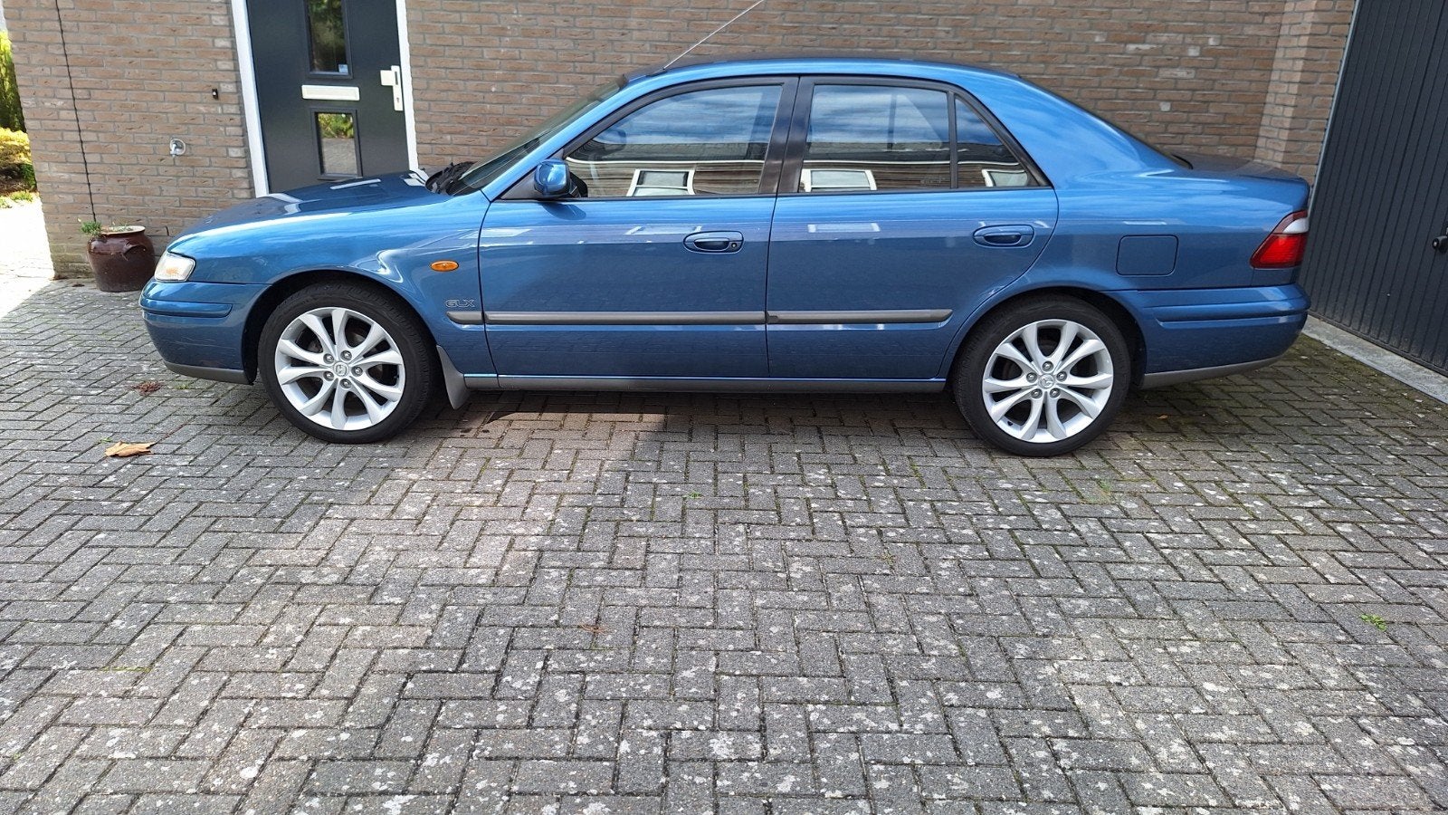 Mazda 626 1.8 SDN GLX 1999, 1145 kg, 4 cilinders, 49 €/maand, Origineel Nederlands