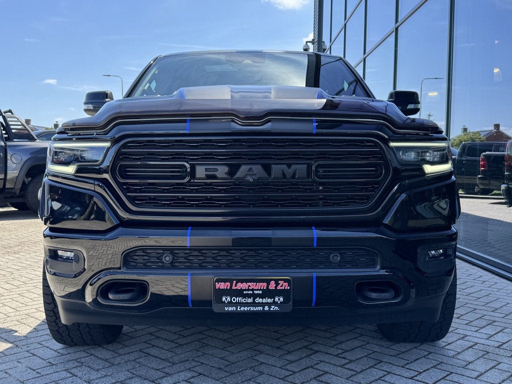 Dodge Ram 1500 LIMITED | Pano | 360 graden camera | Fifth wh, Automaat, Gebruikt, 5654 cc, Zwart