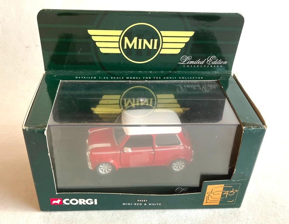 Mini 40 Red Limited Edition Corgi # 04507., Ophalen of Verzenden, Zo goed als nieuw, Auto