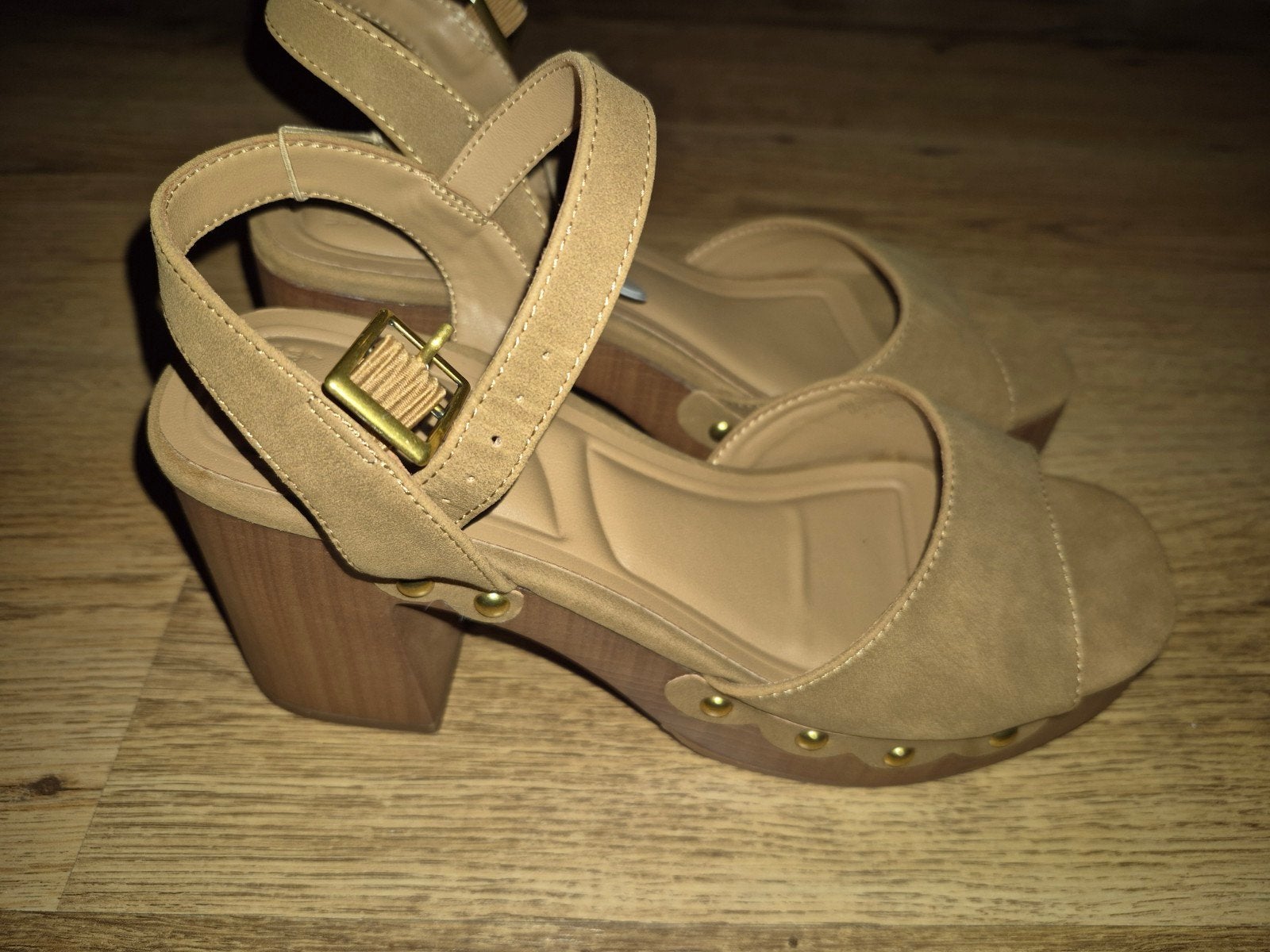 Nieuwe sandalen., Primark, Beige, Nieuw, Sandalen of Muiltjes
