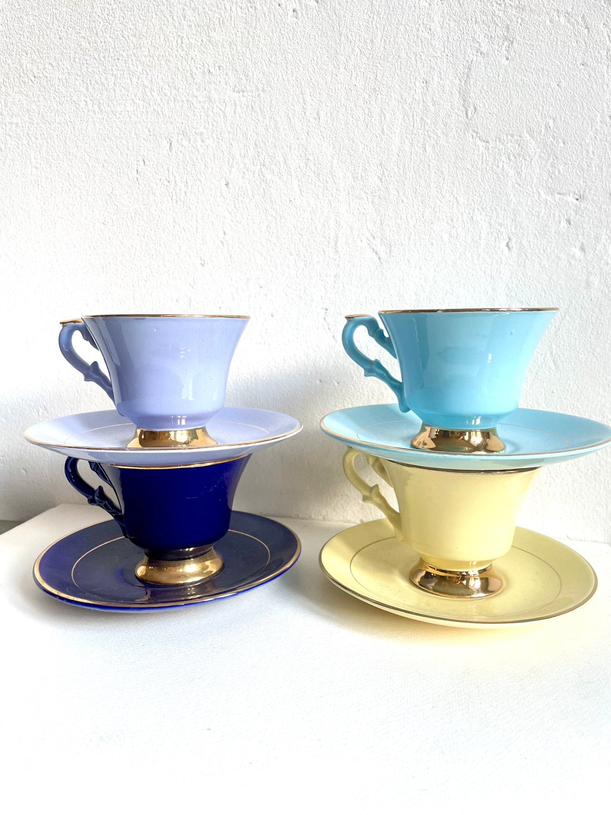 Kop en schotel vintage, Antiek en Kunst, Curiosa en Brocante, Ophalen of Verzenden