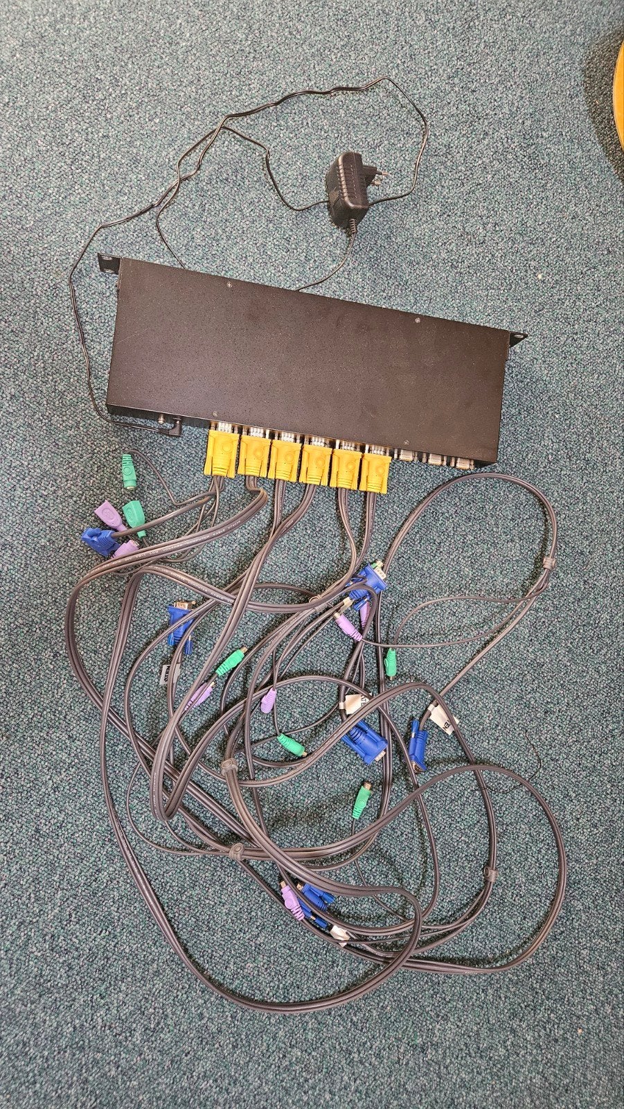 ATEN CS1308 8-Poorts PS/2-USB KVM Switch, Computers en Software, Overige Computers en Software, Ophalen, Gebruikt