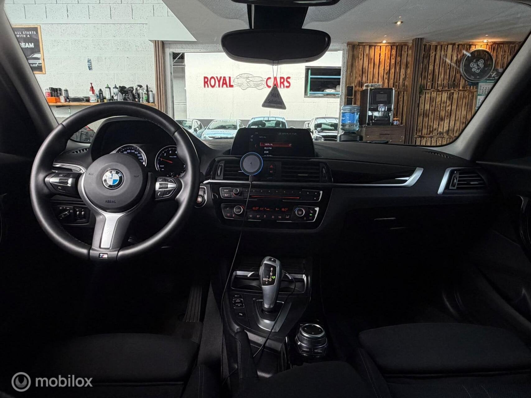 BMW 1-serie 118i M Sport Edition|Nieuwe staat|Navi|Cruise C., Gebruikt, Bedrijf, 650 kg, 3 cilinders