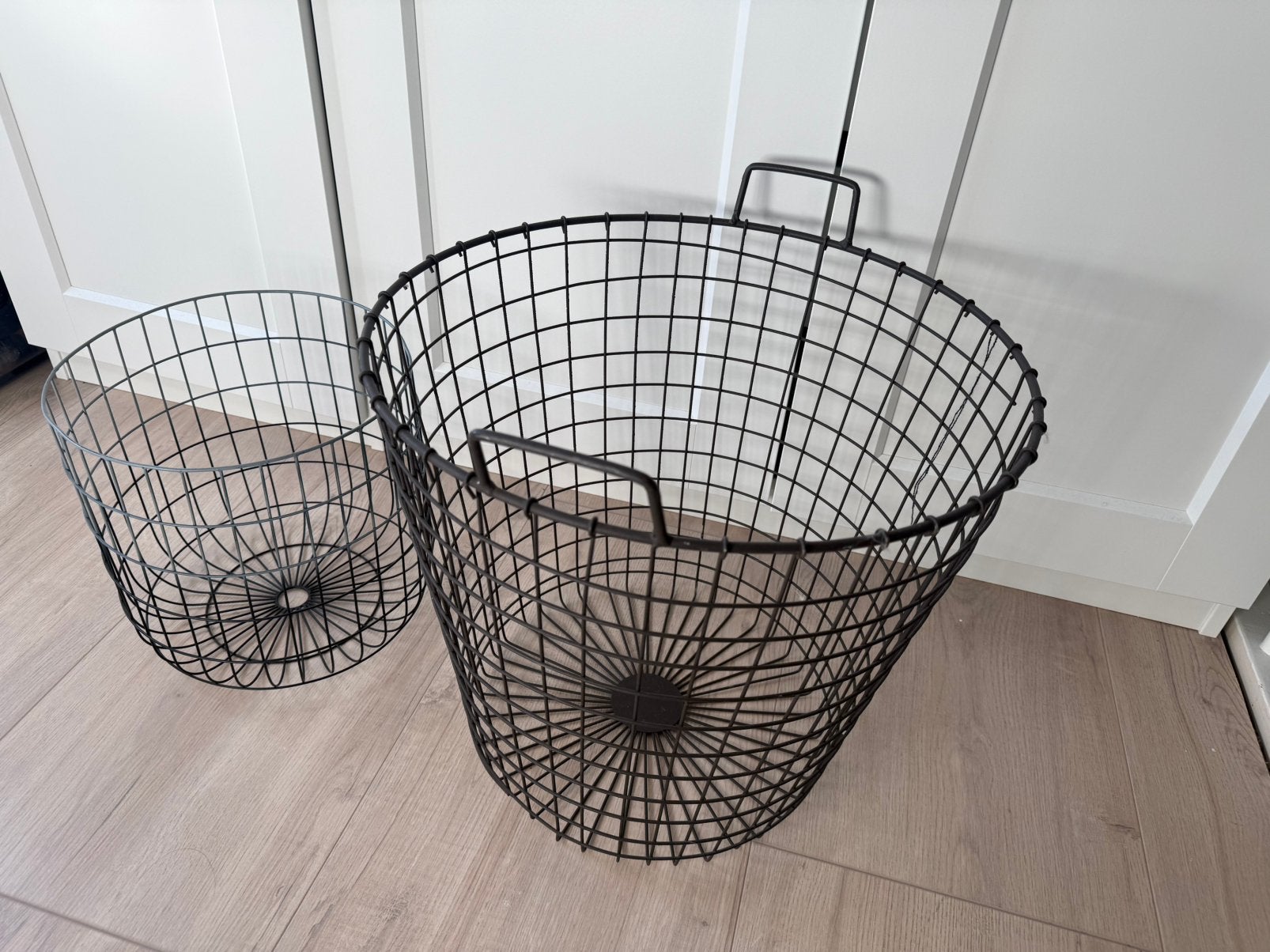 Leuke metalen manden, Ophalen, Gebruikt, Mand, Gevlochten