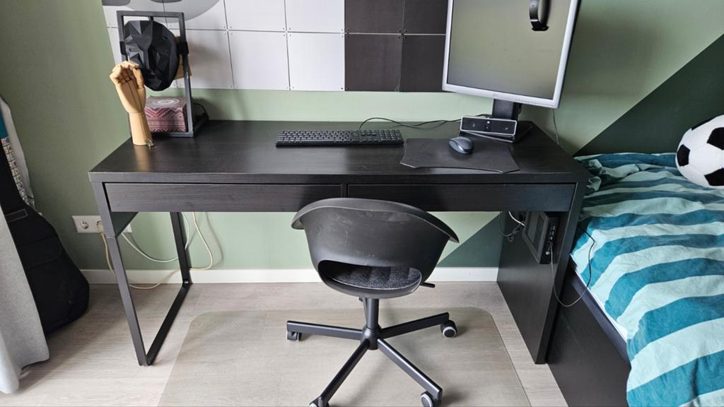 IKEA Micke Bureau Zwartbruin met Lades en Bureaustoel, Ophalen, Zwart, Spaanplaat of MDF, 50 cm