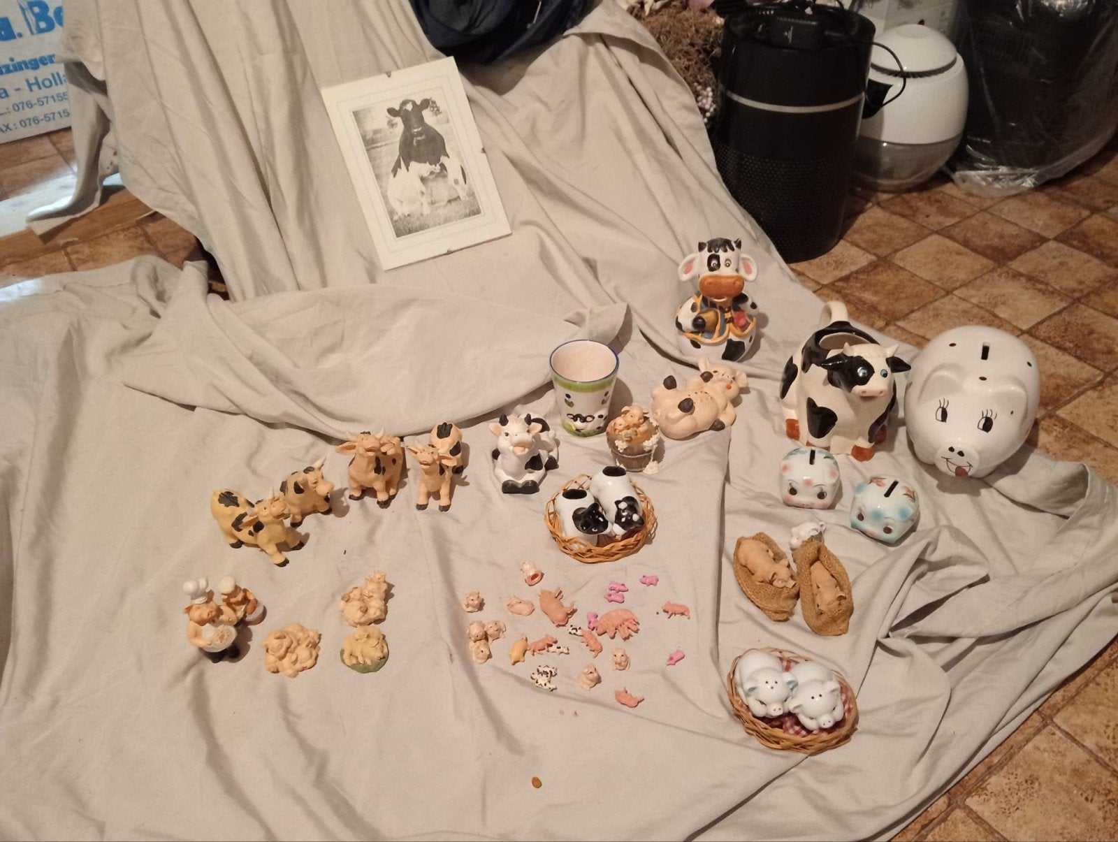 Verzameling van allerlei dieren, Verzamelen, Ophalen, Zo goed als nieuw, Hond of Kat, Beeldje of Figuurtje