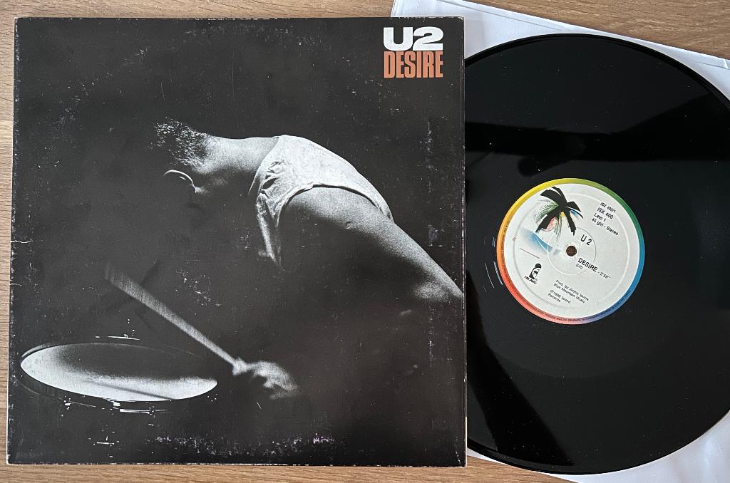 U2 - Desire ( 12# ), Cd's en Dvd's, Vinyl | Rock, Ophalen of Verzenden, Zo goed als nieuw, 12 inch, Poprock